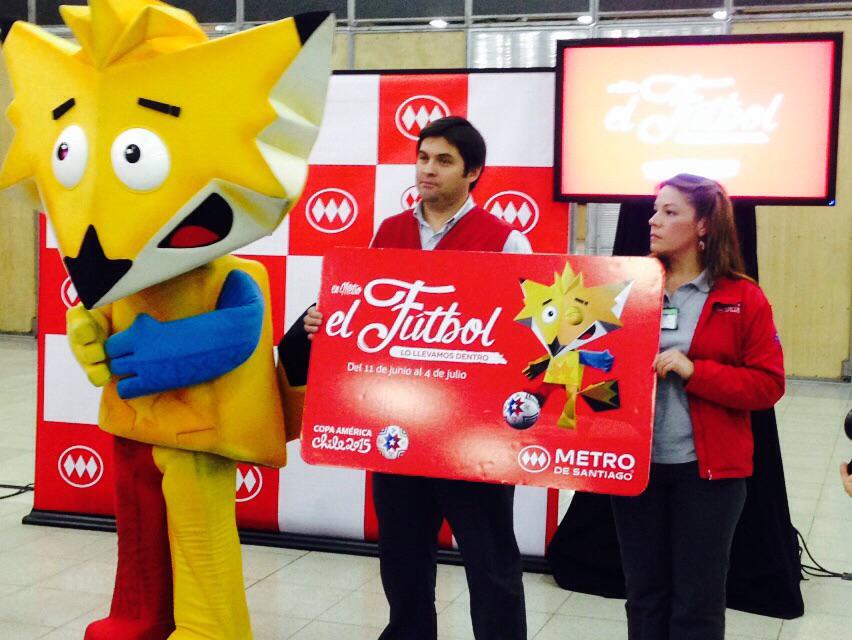 zincha_ca2015's tweet photo. Presentamos la tarjeta bip! conmemorativa de la @CA2015 http://t.co/87ExCXqfKM