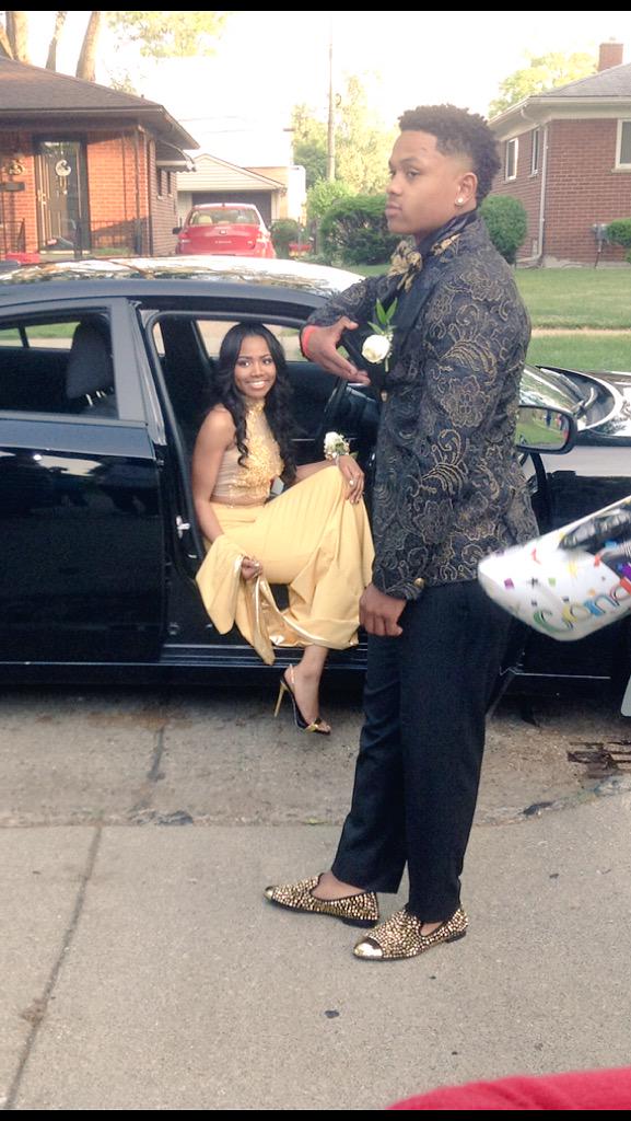 sheaintdp's tweet photo. #promicide #leavenowitness ๐ฅ http://t.co/PpH7WFZuXX