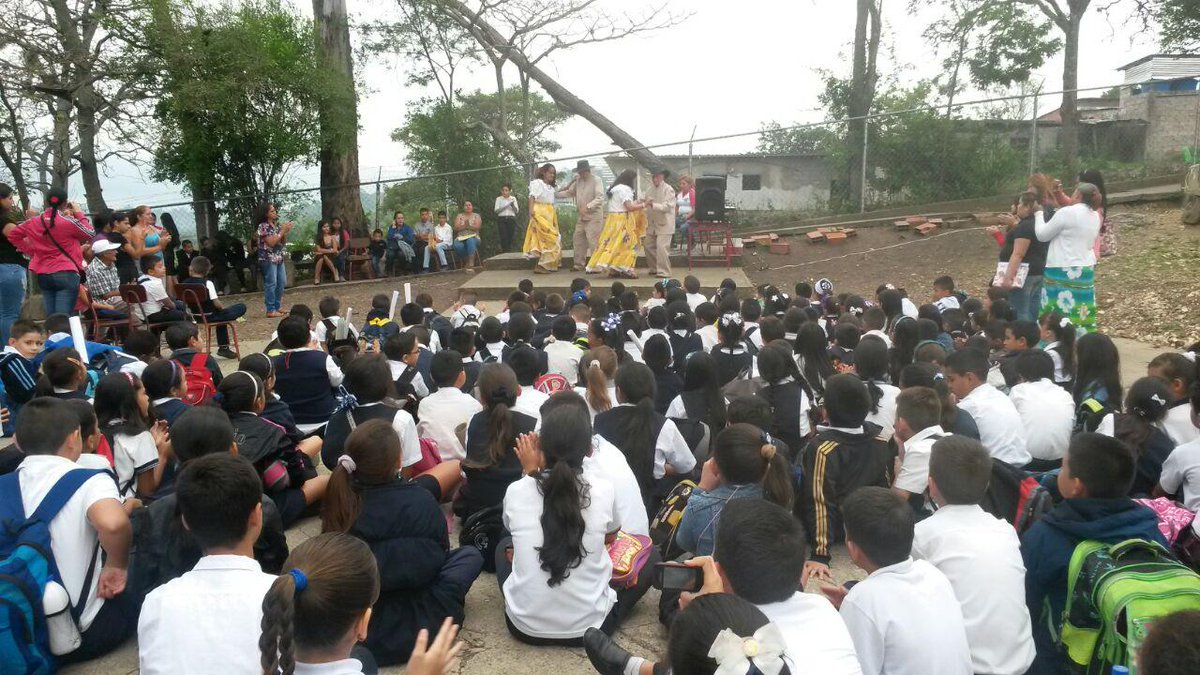 Conmemoracion al Adulto Mayor, Escuela TArabay Capacho Nuevo
