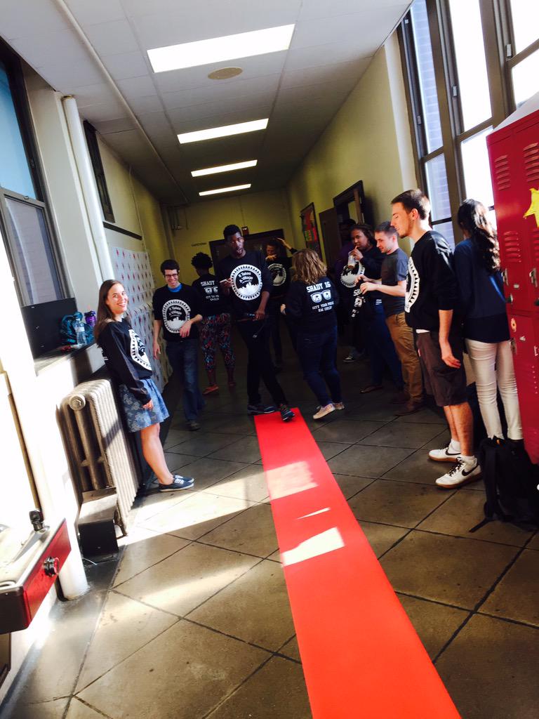 lgreene_CYP's tweet photo. GW CHILDS turned our students into celebrities as they walked the red carpet. Leaders in the making #MyCYPJourney http://t.co/n72bw2zVxc