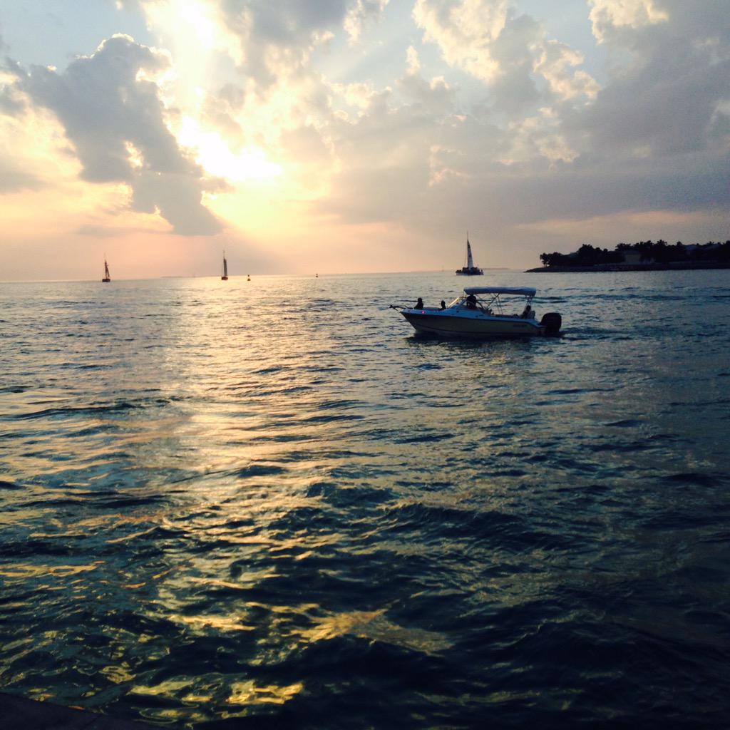 May your weekend be filled with water, boats and Sunsets #myhobie #haveahobieday