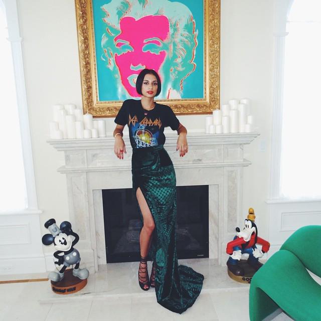 MikeNekta's tweet image. #KDIA jewelry designer @KristenNoelCrawley opens up her art-filled California home and shares insight into her home…