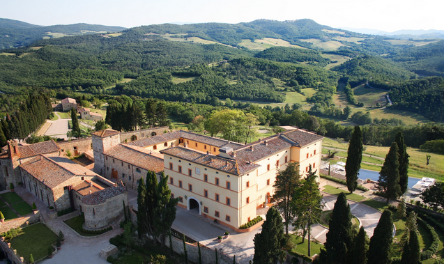 Fun under the Tuscan sun with #CastelloDiCasole @timbersresorts bit.ly/1FkgTrn