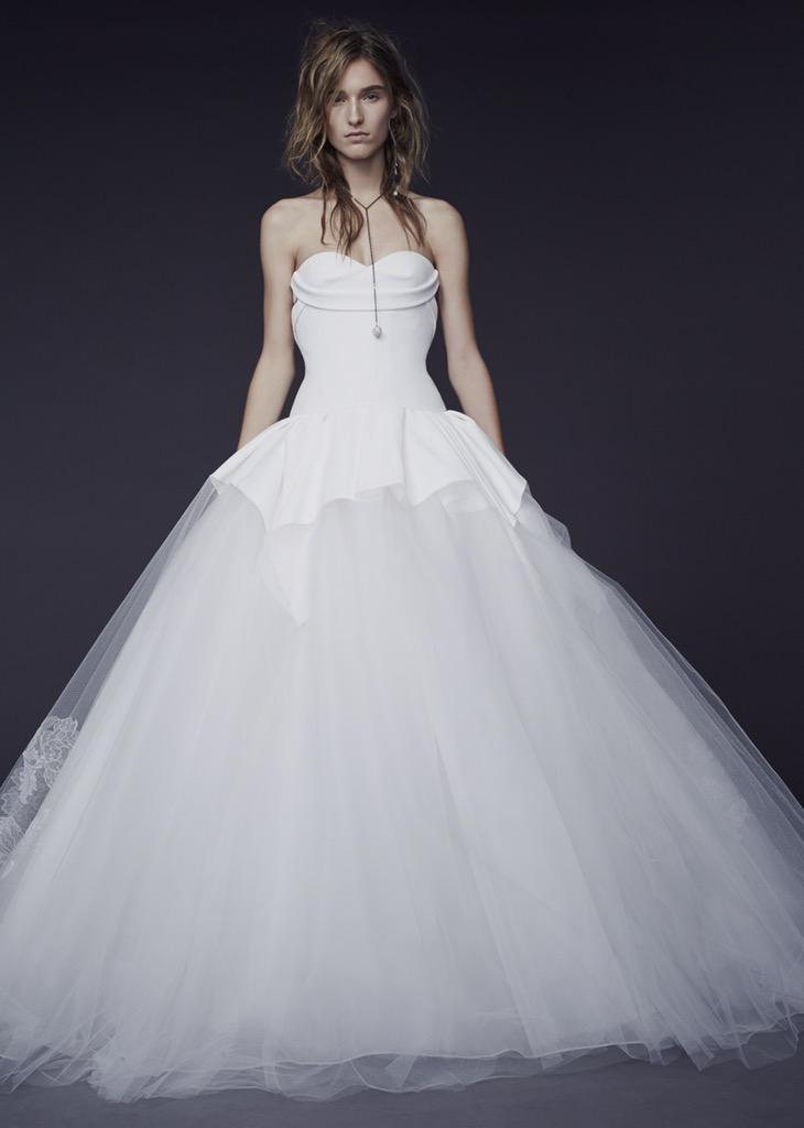 VeraWang's tweet photo. The Vera Wang Fall 2015 Bridal Collection #VWRodeo #VWMadison #VWBoston #VWSanFrancisco #verawangbridal http://t.co/mr8G9ZMg4s