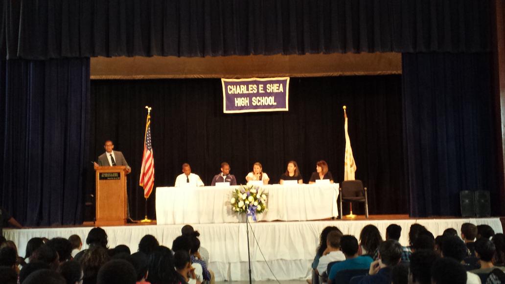 SheaGuidance's tweet photo. Alumni panel speaking with jrs &amp; srs about their future @SheaPrincipal @RobertaCKing #otr #sheahigh2015 #RaiderPride http://t.co/jJOSEh0huB