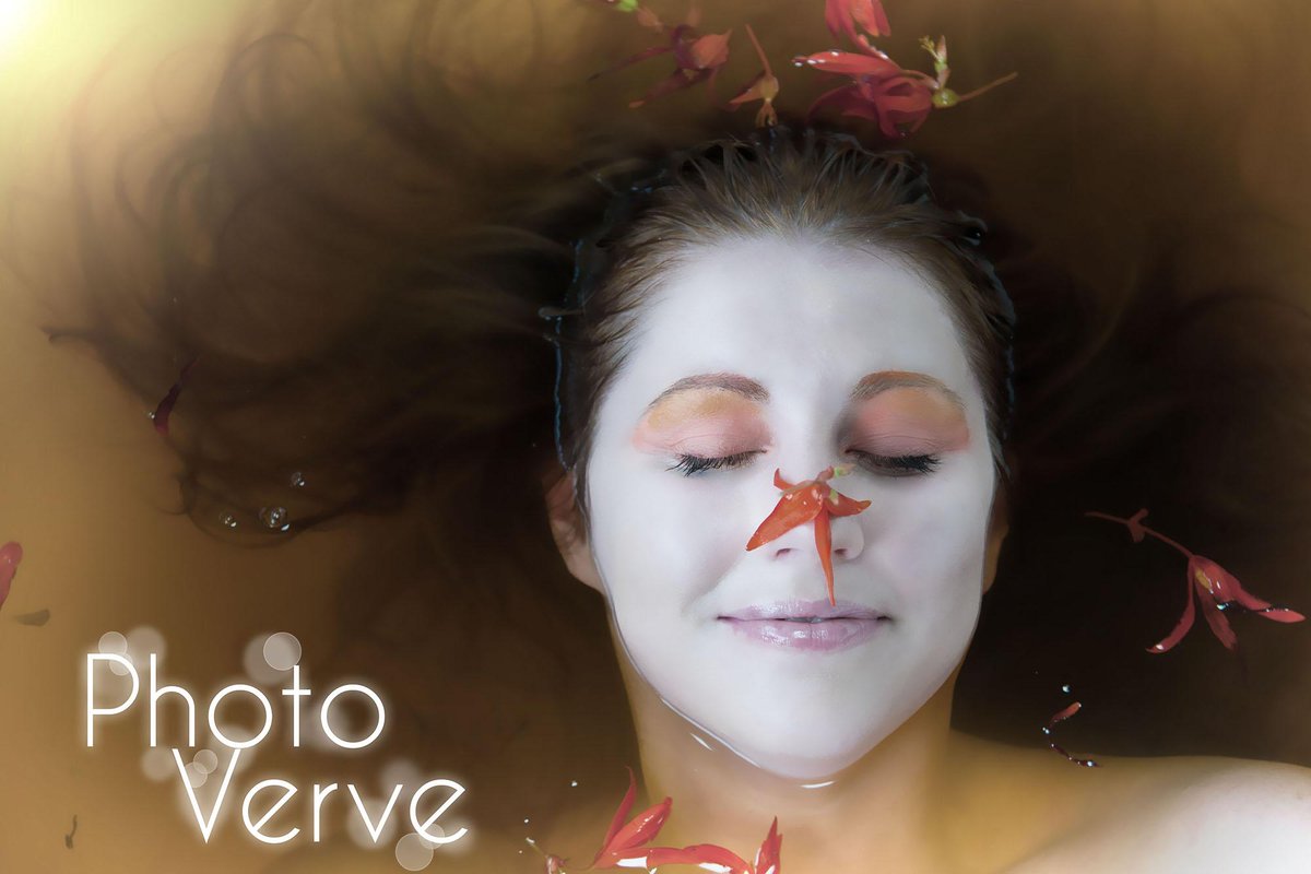 Photo_Verve's tweet photo. Series: Nympha
Title: Joli
Model: Erin
Photo By: @Photo_Verve 
#fashion #creativephotography #fineart http://t.co/4DutZ3foPx