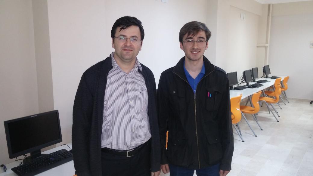 Programlama Yarışması'nda birinci olan öğrencilerimizden  Aziz Furkan Dağlı' yı tebrik ediyoruz.