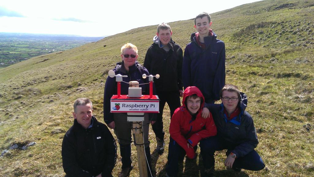 InnovatorsCHS's tweet photo. #PiView site visit by @CookstownHigh computing club team http://t.co/pY2OxtxC2A
@dave_spice @fsphil http://t.co/djpFRoBo1Y