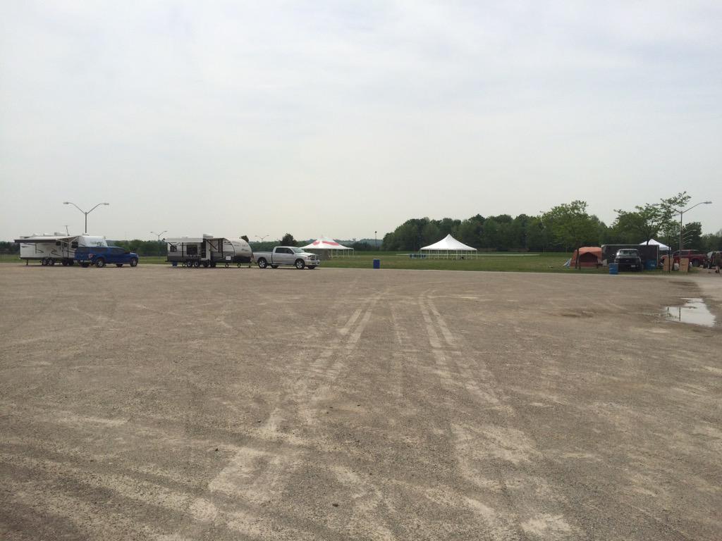 simcoephoenixar's tweet photo. In a little over a few hours this field will be filled with 2400 youth leaders and parents for @swcscouts camp a lot. http://t.co/L6VZHaQK2R
