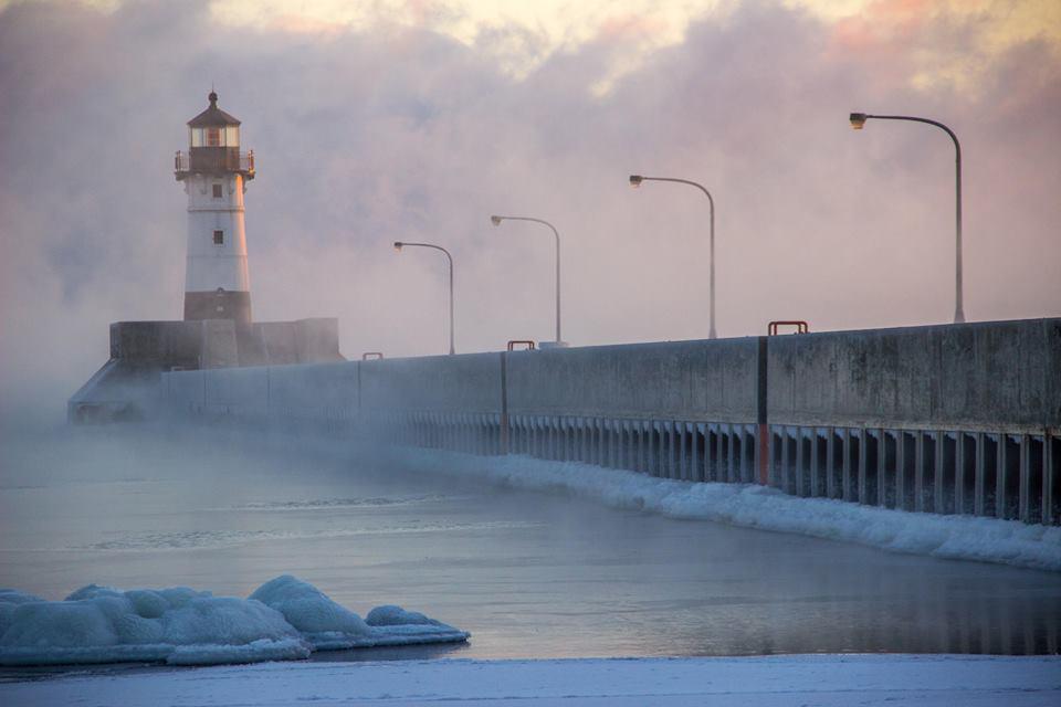 Best Of Minnesota on Twitter: "Lighthouse on Canal Park in #Duluth MN ...