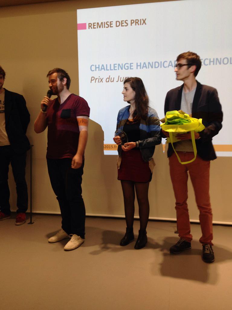RHN2015's tweet photo. Prix du jury ! Projet multimédia @Rue89 questions éthique http://t.co/fCuMl8oaKF