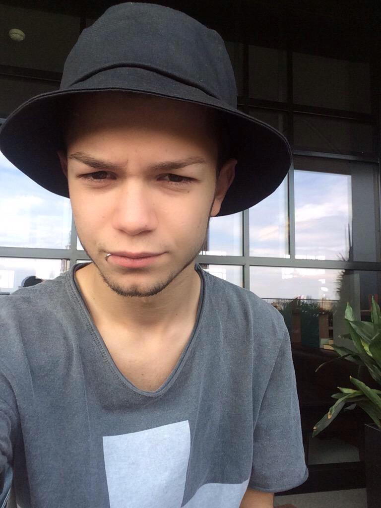 Skam.crack on ig tweet media
