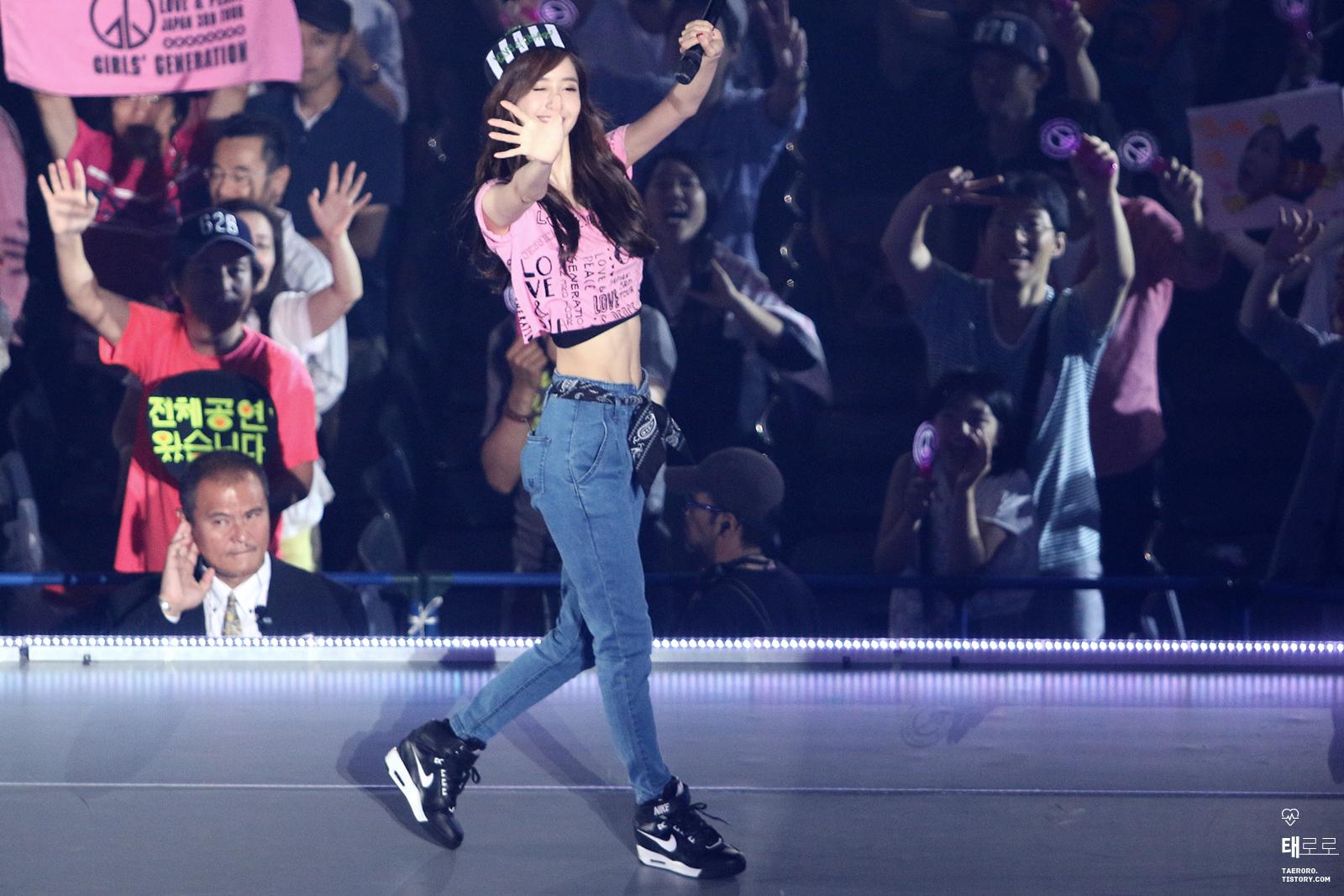 Happy 25th birthday, Im Yoona. Thank you for being you.         