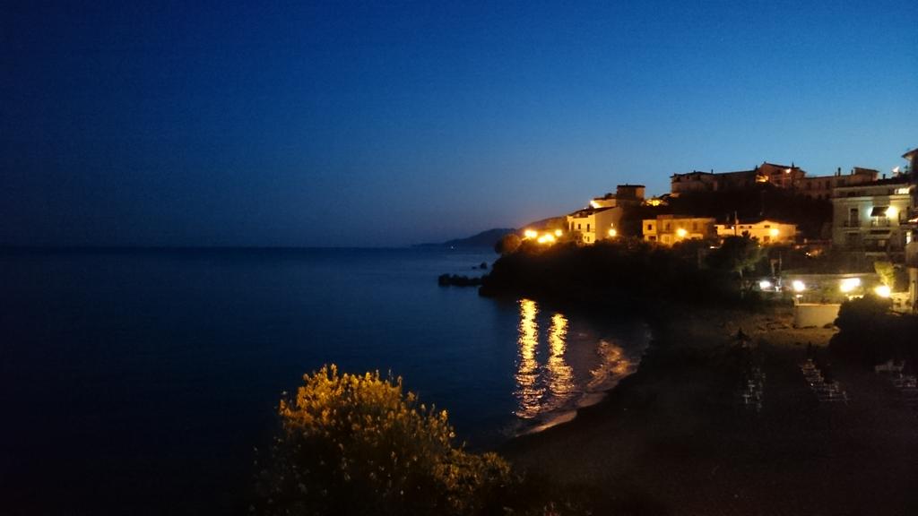 ciopred's tweet image. Dolce serata..