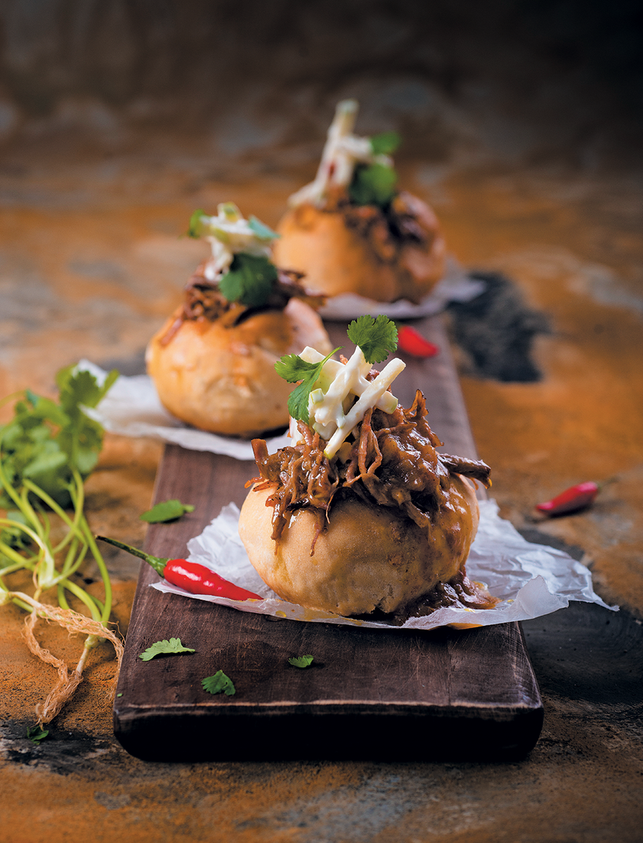foodandhome_sa's tweet photo. Our delicious bunny chow cover dish will be served at @GrandDesignsSA this weekend, all weekend! #EatingTheCover http://t.co/V1qbiuK3PR