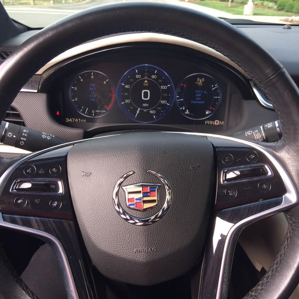 MrAutoCrit's tweet image. Hey @Cadillac good job with the digital gauge display ... It's actually really nice to look at!