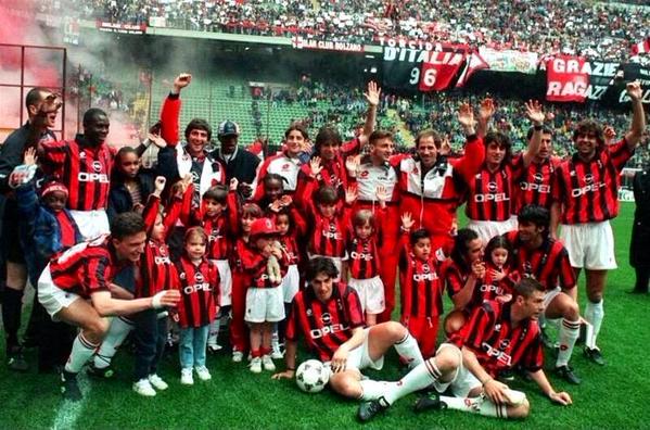 90s Football Twitter: "AC Milan celebrate winning the Scudetto, http://t.co/tyydVauHNV" / Twitter