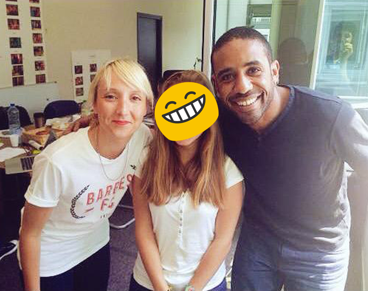 AudreyLamy's tweet photo. #SELFANS n°2 est sorti > http://t.co/kWSSaqznqm http://t.co/4ZCYU8hey0