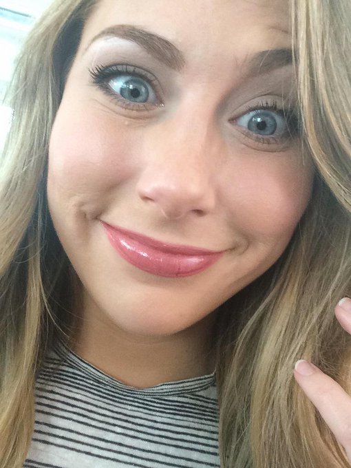 when i get no sleep and drink too much redbull to get through my meetings http://t.co/WEzweBoBpY