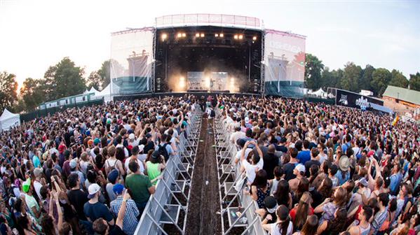 Why has Canada become the new hotspot for mega music festivals?
goo.gl/jSzYcn