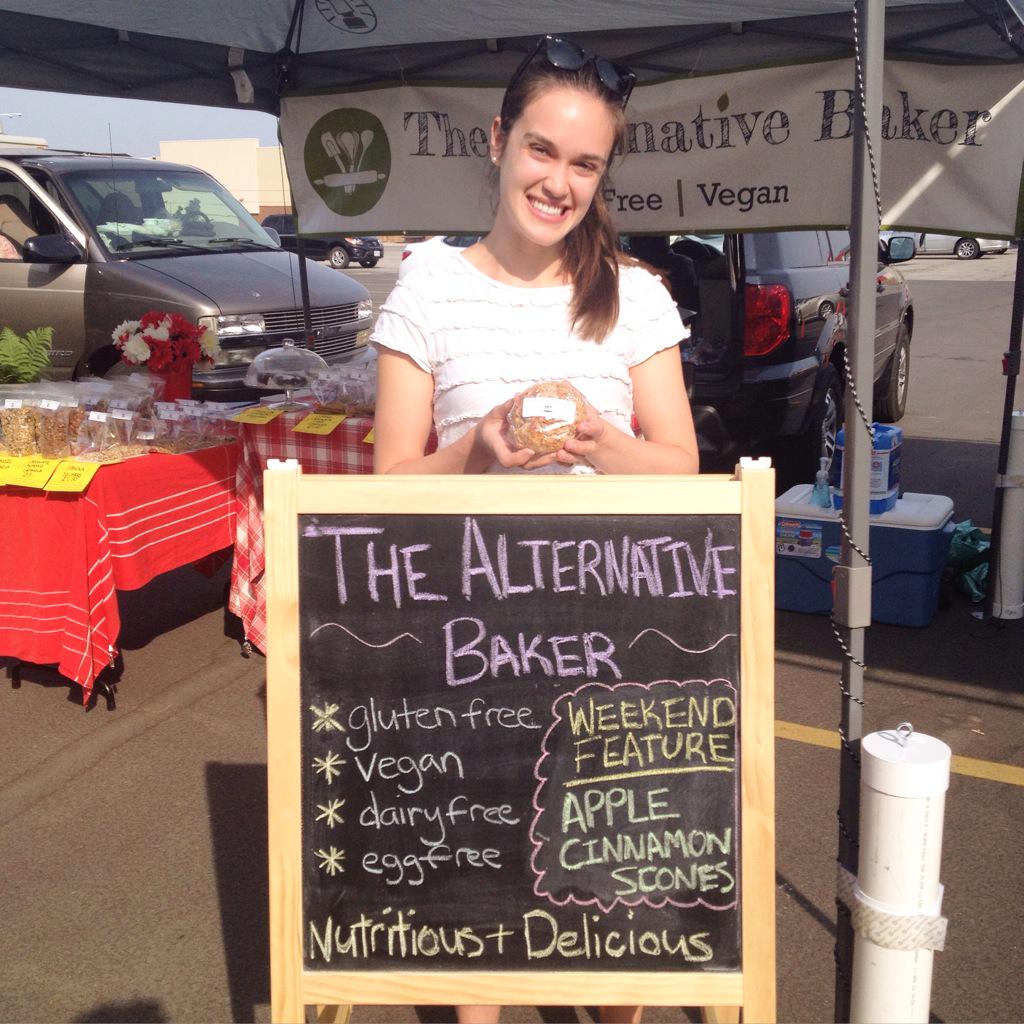 AlternativBaker's tweet photo. Come treat yourself to our weekend special: Cinnamon Apple Scones!! We are here until 4pm! http://t.co/aCRZZc3W1T