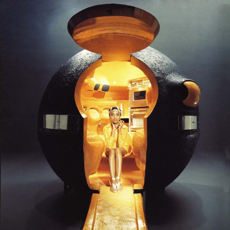 triennalemilano's tweet photo. #SatelliteKitchen progettata da Luigi Colani nel 1969. Scopritela in #CucineUltracorpi al #DesignMuseum http://t.co/TrBHzuS5RK