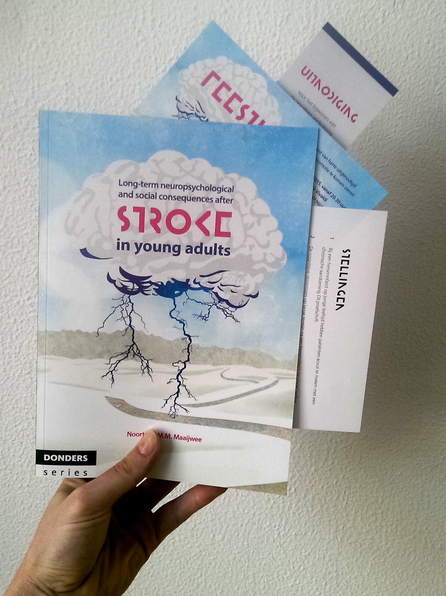 isontwerp's tweet photo. Happy with #thesis, #invite, #propositions 4 N.Maaijwee @DondersTweet @Radboud_Uni,Printed @Gildeprint! #proefschrift http://t.co/0VNtXRa38r