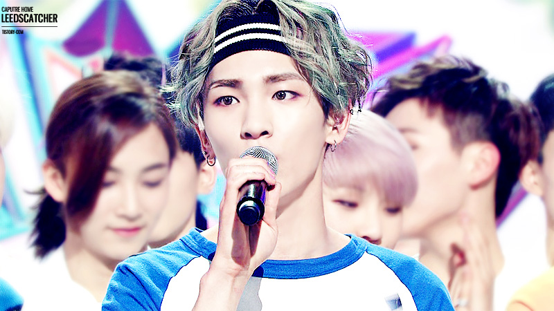 leedscatcher525's tweet photo. 150529 뮤직뱅크 샤이니 뷰 1위 캡쳐
Music Bank SHINee View 3rd Win
1위 많이하자 사랑해
#SHINeeView3rdWin http://t.co/WfRnNeqn0z
