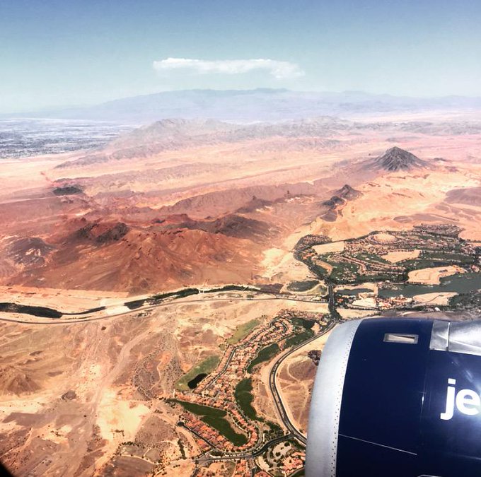 Little momma is here Vegas ☺️ http://t.co/uLYup7Z9BC<a href="/tag/wcw"class="tags"><span>#wcw</span></a>