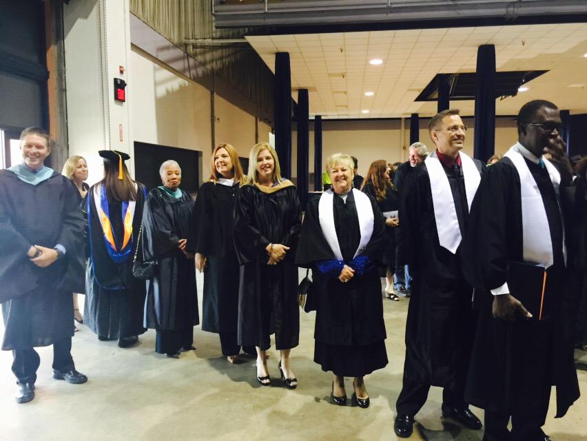 KingHSLions's tweet photo. King High Graduation!! #KHSGraduation #HCPSGrads http://t.co/UHya0V7rMo