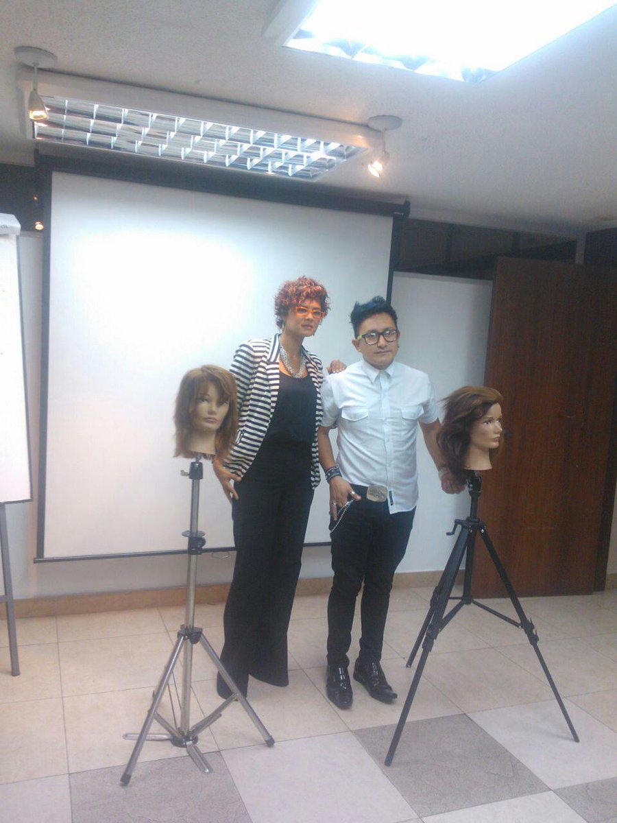 nmcortez47's tweet photo. Que caras ya no más fotos ;;);#sebastian profesional esto es de locos .... http://t.co/mL6lGCbLco