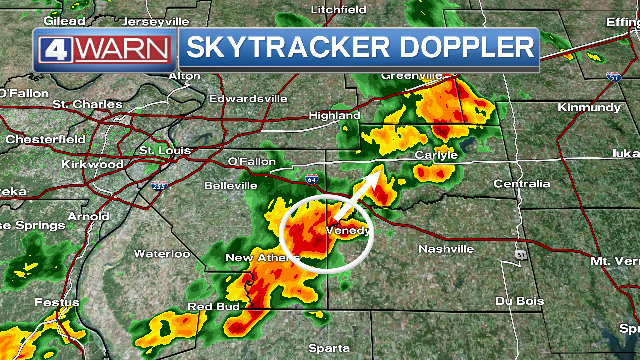SteveTempleton's tweet photo. Strongest storm in this line of storms, not severe but some gusty winds &amp; certainly heavy rain/lightning #stlwx http://t.co/FCzB8yPmjN