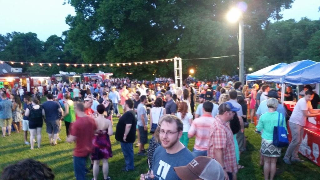 CSBrewery's tweet photo. Huge turnout tonight! #mlbrewzoo http://t.co/LqqgWNSqdW