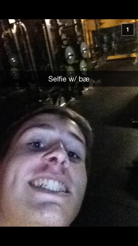 dejieygrngob's tweet photo. Happy birthday @srohde49 #3plate #Aside #scrumhalf http://t.co/mrldJ4yHx4