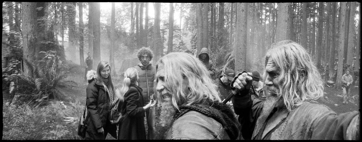 Here’s a shot from #SeventhSon of me stabbing my double in the back. It's now on Blu-Ray: uni.pictures/SeventhS0n