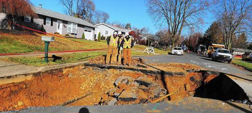 mcall's tweet photo. Bethlehem Twp. couple sue water agency over sinkhole damage to their house
http://t.co/pVJkmom5t6 http://t.co/80wJ69B4CO