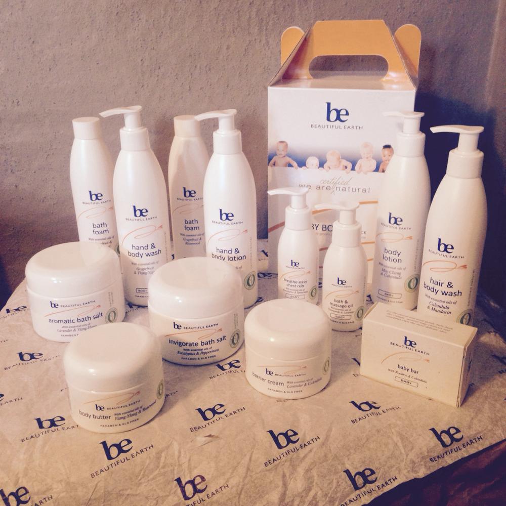 GenevieveWest's tweet image. Look what showed up on my doorstep! Thank you @BellyBallot &amp;amp; @BeautifulEarthU for the awesome goodies! Thanks voters!