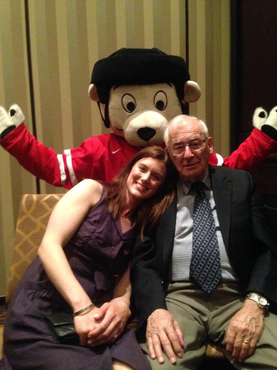 ScottFrizz's tweet photo. @sask_hockey Our own Graham Tuer and his granddaughter &amp; #puckster @HockeyCanada awards gala. #hockeyproud http://t.co/9gdl0Ykfnn