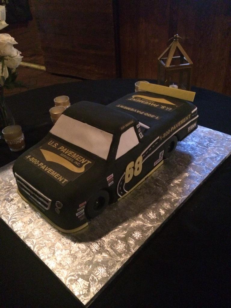 claygreenfield's tweet image. Today is @Tandra_TTC &amp;amp; I big day! Pretty sweet grooms cake @uspavement @mw55 @WaltripBrothers @TitanTool @AllWaltrip