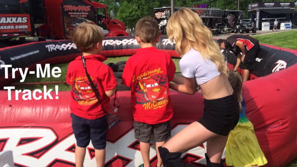 TraxxasRacing's tweet photo. These little guys are trying out their first #Traxxas #RC car with a little help from the #TraxxasGirls! #TryMeTrack http://t.co/BoXQa2AJno