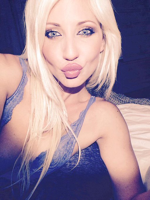 Back on #webcam in 5 mins getting #naked #horny #jenniferjade #FlyFriday  http://t.co/g7NvZyjKY4 http://t<a href="/tag/webcam"class="tags">#webcam</a><a href="/tag/naked"class="tags">#naked</a><a href="/tag/horny"class="tags">#horny</a><a href="/tag/jenniferjade"class="tags"><span>#jenniferjade</span></a><a href="/tag/flyfriday"class="tags"><span>#flyfriday</span></a>