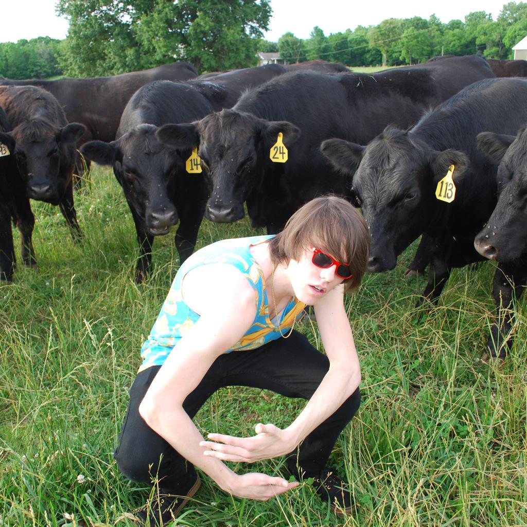 Sterfry_Music's tweet photo. Sterfry x Cow collab comes out next Tuesday (that's in 4 days!) on http://t.co/sVtXR3g5LX! #VIOLINTRAP http://t.co/h2SPB44M3X