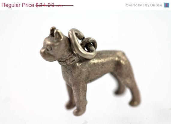 yourgreatfinds's tweet image. 35% Off SALE Itty Bitty Vintage 925 Sterling Silver Boxer Dog Cha… etsy.me/1BvcFLY #Etsy #voguet #Killercool