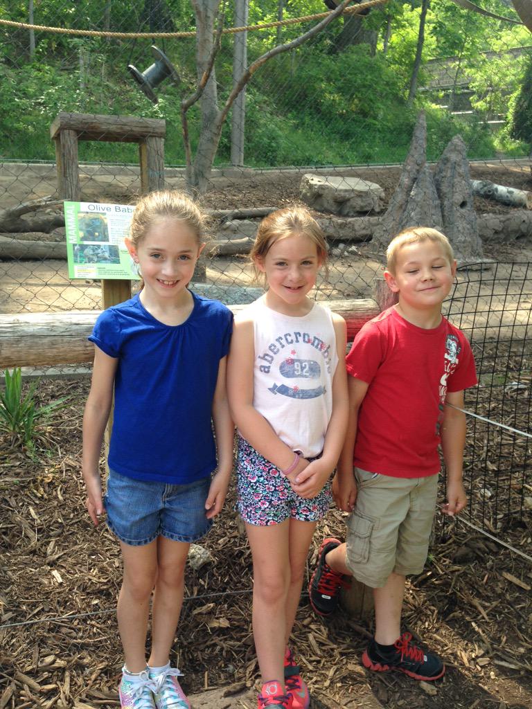 MissSpusta's tweet photo. What a great day at the zoo! http://t.co/OBRGlJjDp5