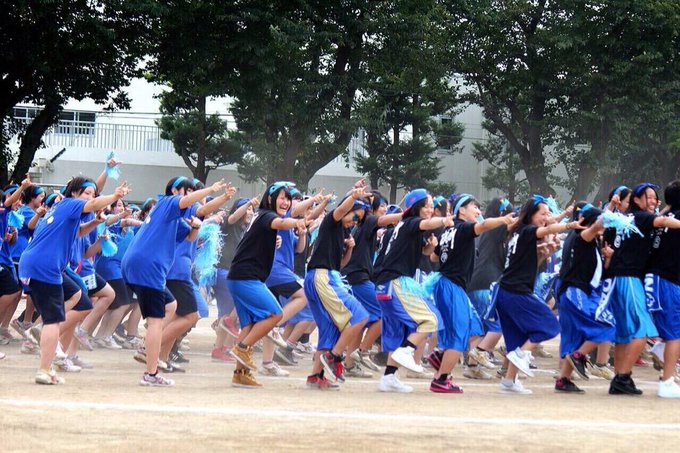 おすすめ応援アイテム かっこいいオリジナルタオルとポロシャツで体育祭を盛り上げよう オリジナルtシャツプリントtmix