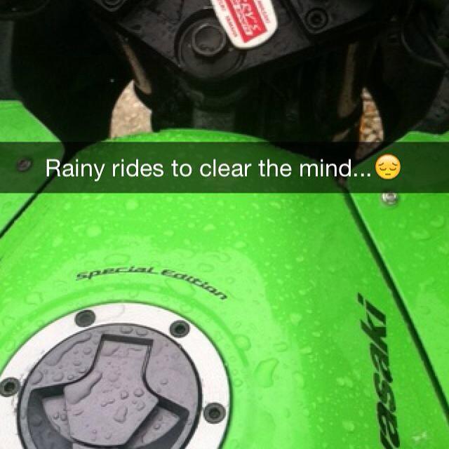 klibbert14's tweet photo. Rainy rides are the best. Ready 2 go back 2training. Minds a little jumbled, so a nice long pouring down ride works. http://t.co/S9T4lkIly5