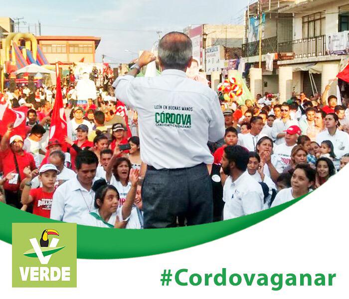 metzliboop's tweet image. Vamos con todo, y tú mi querido #pan vete a robar a otro lado. @hlsantillana #DebateLeón