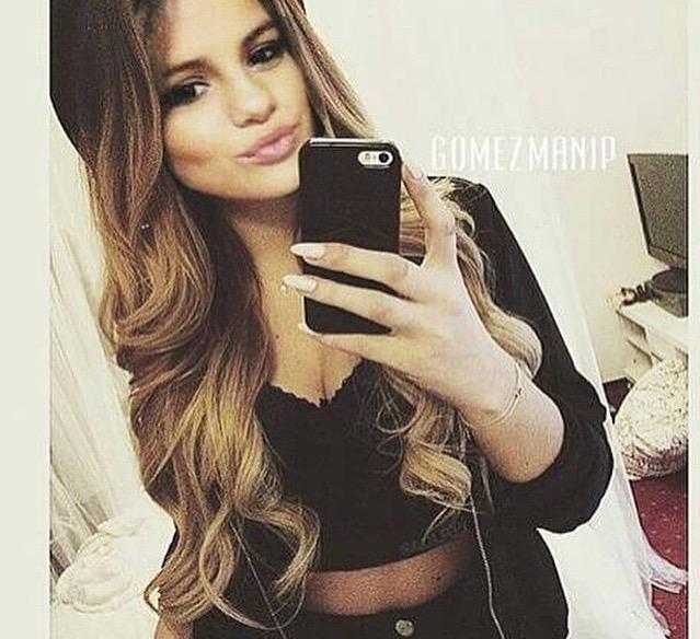 Selena Gomez Goes Blonde 6