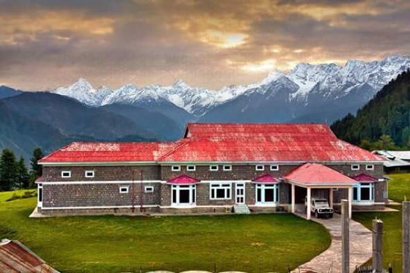 VisionWeekly's tweet photo. Take a break! Visit #Shogran for some serene moments in your life #KP http://t.co/KzarrYl9bM #BeautifulPakistan http://t.co/7f4rziYyWu