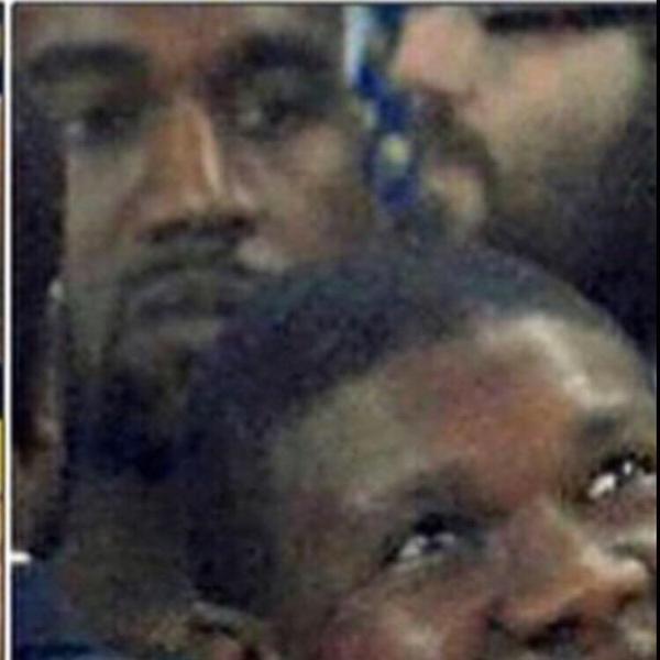 KanyeDoingStuff's tweet image. 